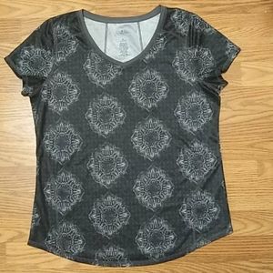 Nwot-Quick-Dry active Womans Tee ~ Size M